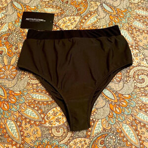 NWT Olive Green and Black Pretty Little Thing Bikini Bottom